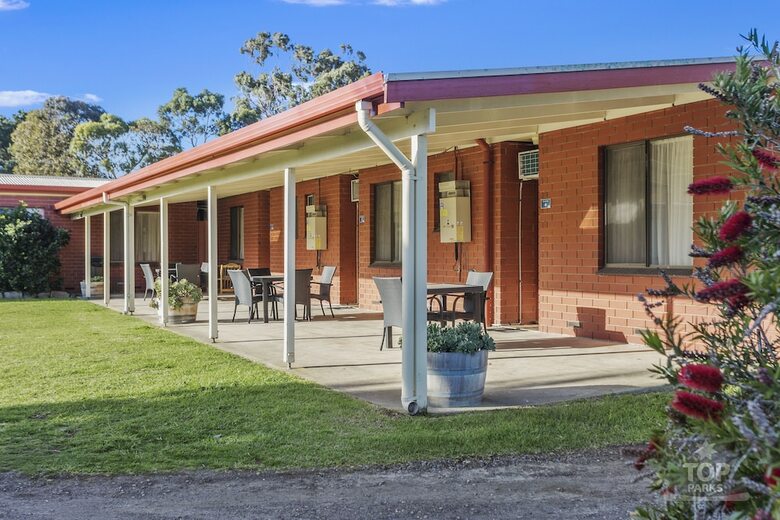 Victor Harbor Holiday & Cabin Park