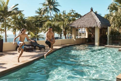 Aparthotel Sea Change Beachfront Apartments