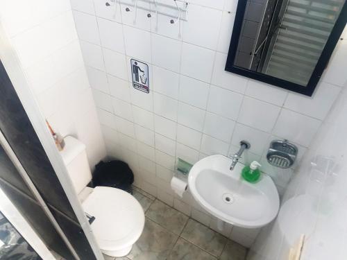 Hotel & Hostel Br�s