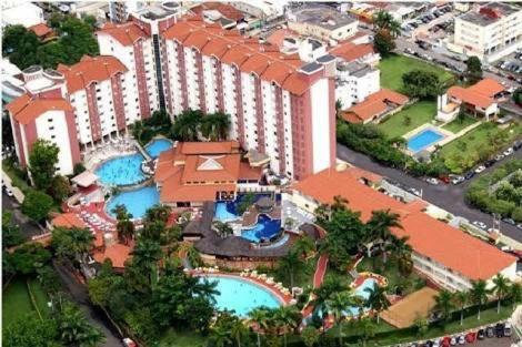 Apartamento Condom�nio Hot Springs