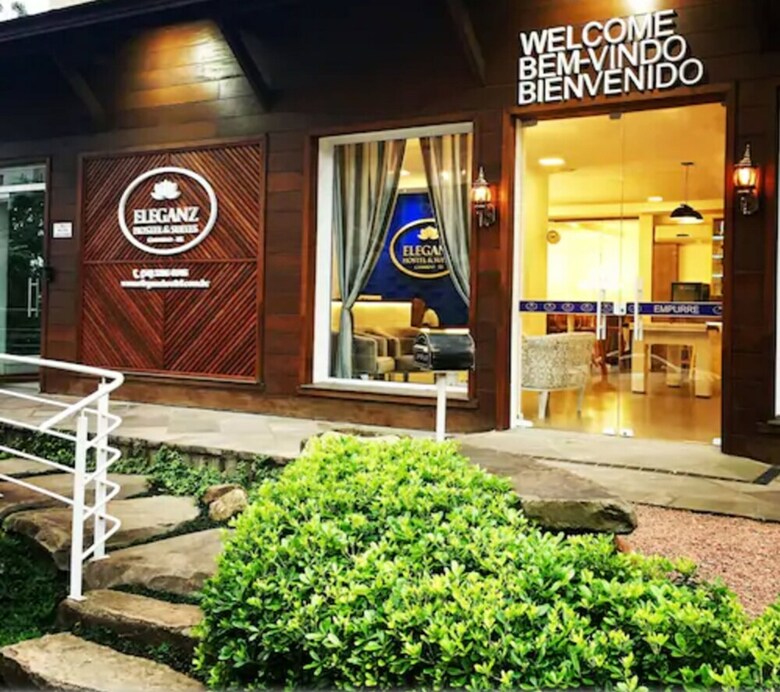 Eleganz Hostel & Suites