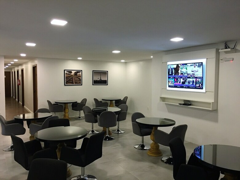 Eleganz Hostel & Suites