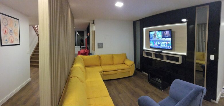 Eleganz Hostel & Suites