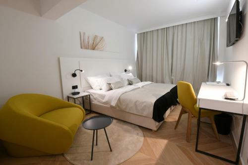 Aparthotel Milenij