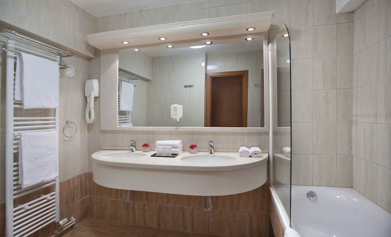 Remisens Hotel Excelsior
