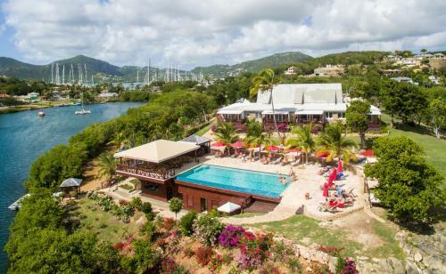 Hotel Admiral's Inn And Gunpowder Suites