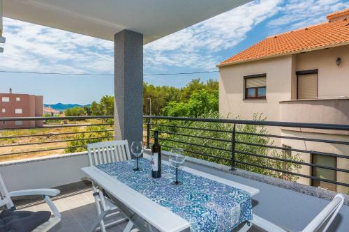Hostal Apartments Marta