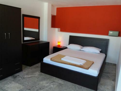 Manos Apartments