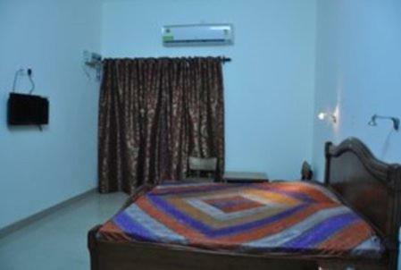 Sai Home Stay Bed & Breakfast