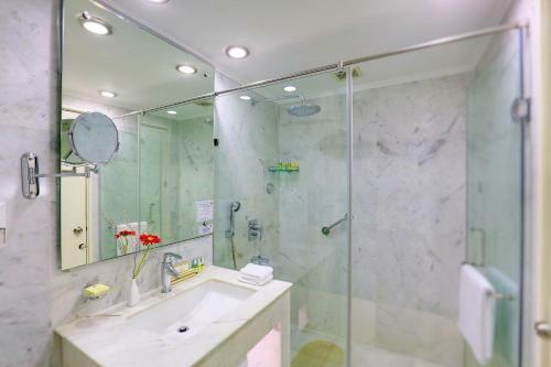 Hotel Clarks Shiraz