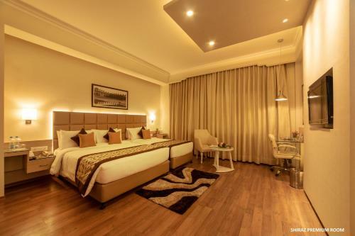 Hotel Clarks Shiraz