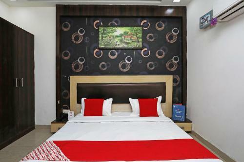 Oyo 23297 Hotel Vanaya Palace