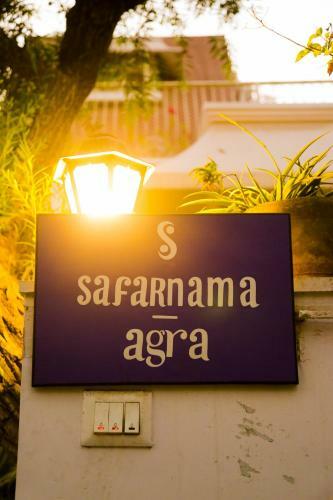 Bed & Breakfast Safarnama Agra