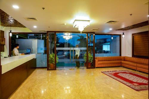 Hotel The Agra Grande