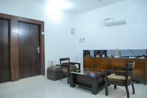 Aradhana's Home Stay