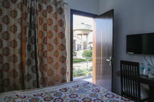 Aradhana's Home Stay