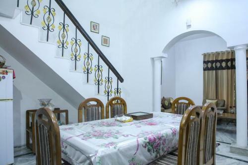 Aradhana's Home Stay