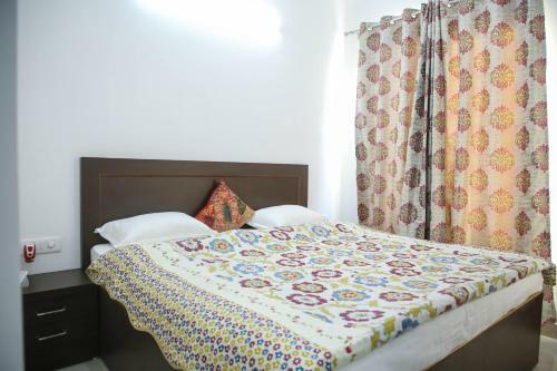Aradhana's Home Stay
