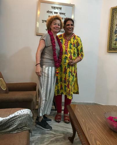 Aradhana's Home Stay