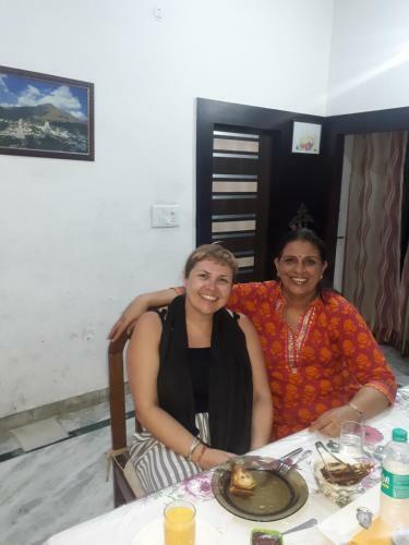 Aradhana's Home Stay