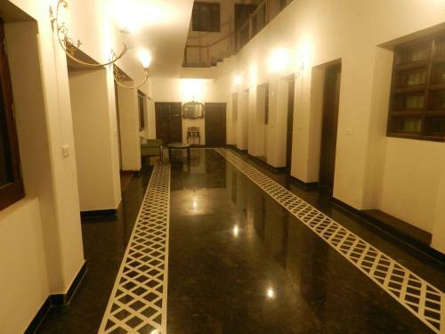 Bed & Breakfast Awtar Mansion