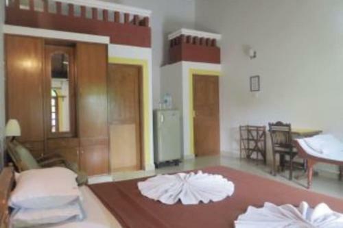 Hostal Bribon Guest House