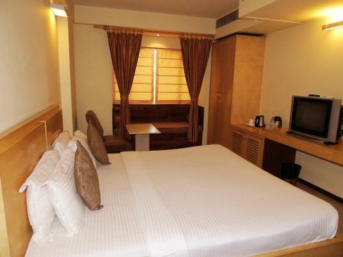 Hotel Mayur Residency