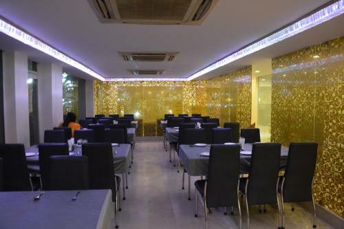 Hotel Mayur Residency
