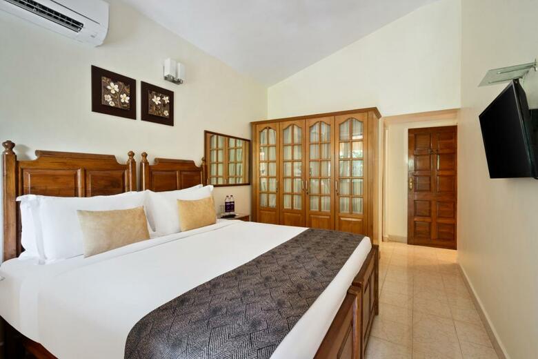 Hotel de Mandarin Beach Resort Suites & Villas, Candolim