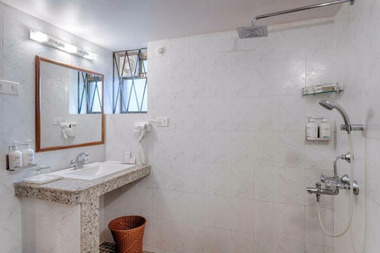 Hotel de Mandarin Beach Resort Suites & Villas, Candolim