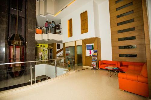 Hotel Shelter