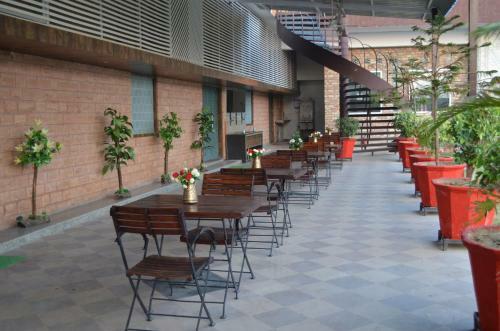 Hotel Shivam Palace & Resort