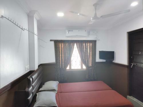 Hotel Maple Regency