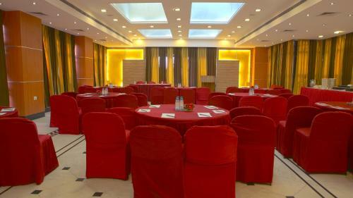 Hotel Gemini Continental, Hazratganj