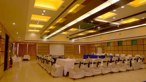 Hotel Gemini Continental, Hazratganj