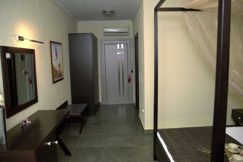 Hotel Alexander Inn