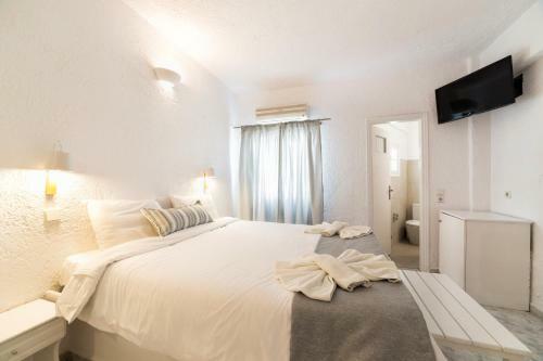 Hotel Artemis Suites