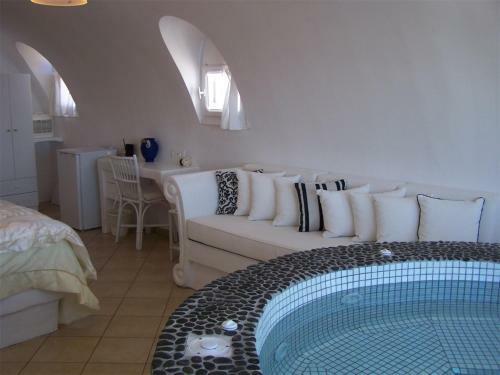 Caldera View Private Villa