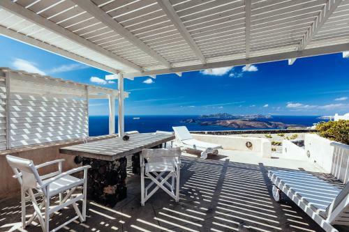 Villa Aegagros Caldera Houses