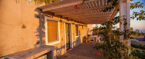 Villa Aegagros Caldera Houses