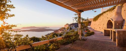Villa Aegagros Caldera Houses
