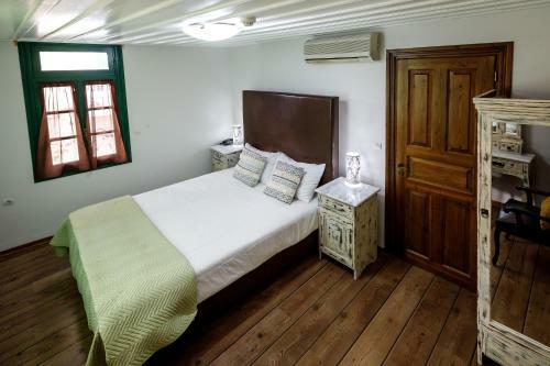 Hostal Kapodistrias Hotel