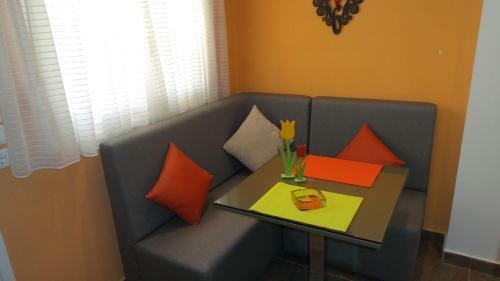 Hostal House Roula