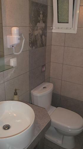 Hostal House Roula