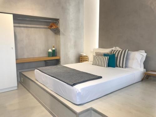 Blue Eye Apartment