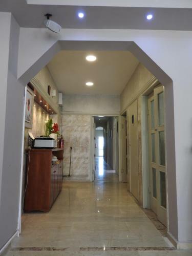 Bikakis Family Apartments