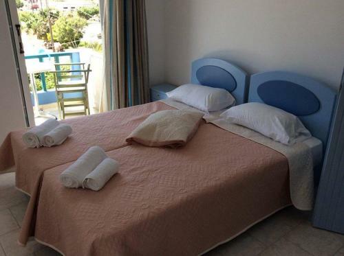Tripodis Apartments