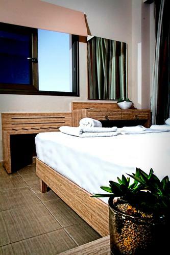 Aparthotel Crystal Bay Hotel
