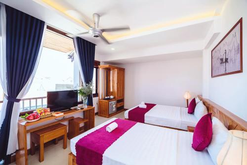 Riverside Plum Garden Homestay