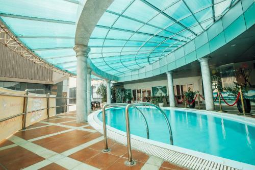 Muong Thanh Vinh Hotel